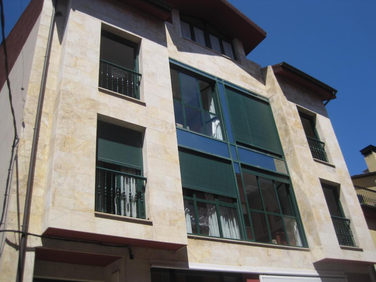 Apartamento Arriondas Exterior foto